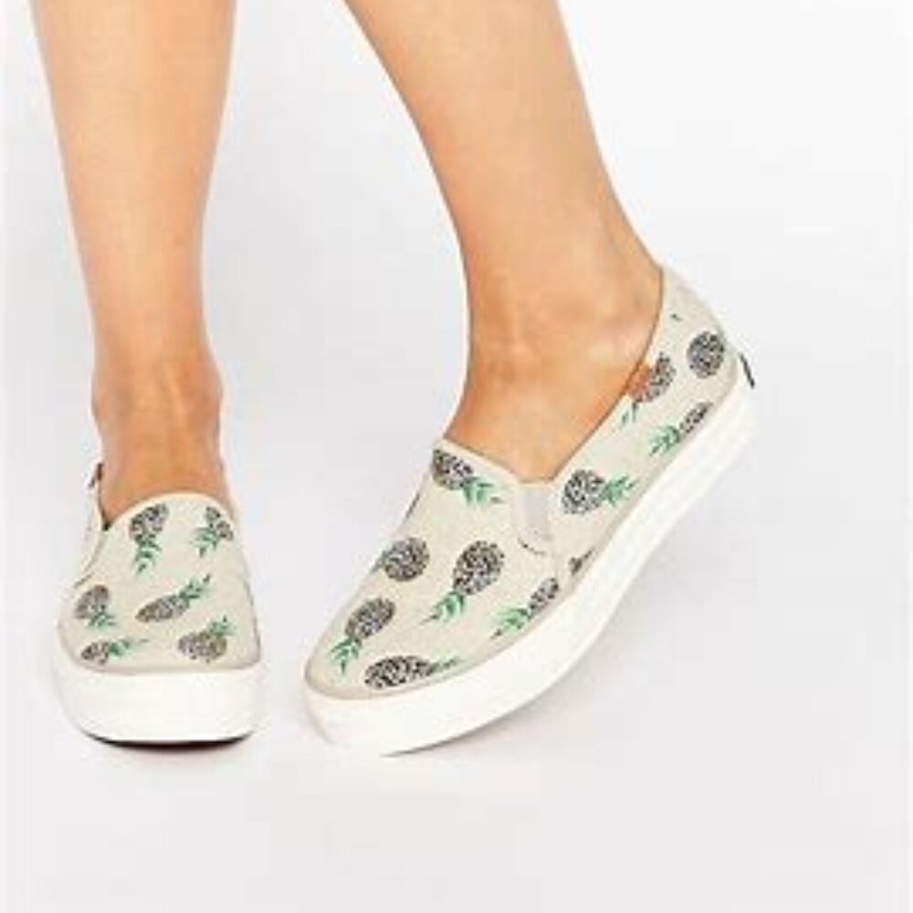 Keds $60 Trip Deck Natural Slip On Pineapple Sz 11 NIB!